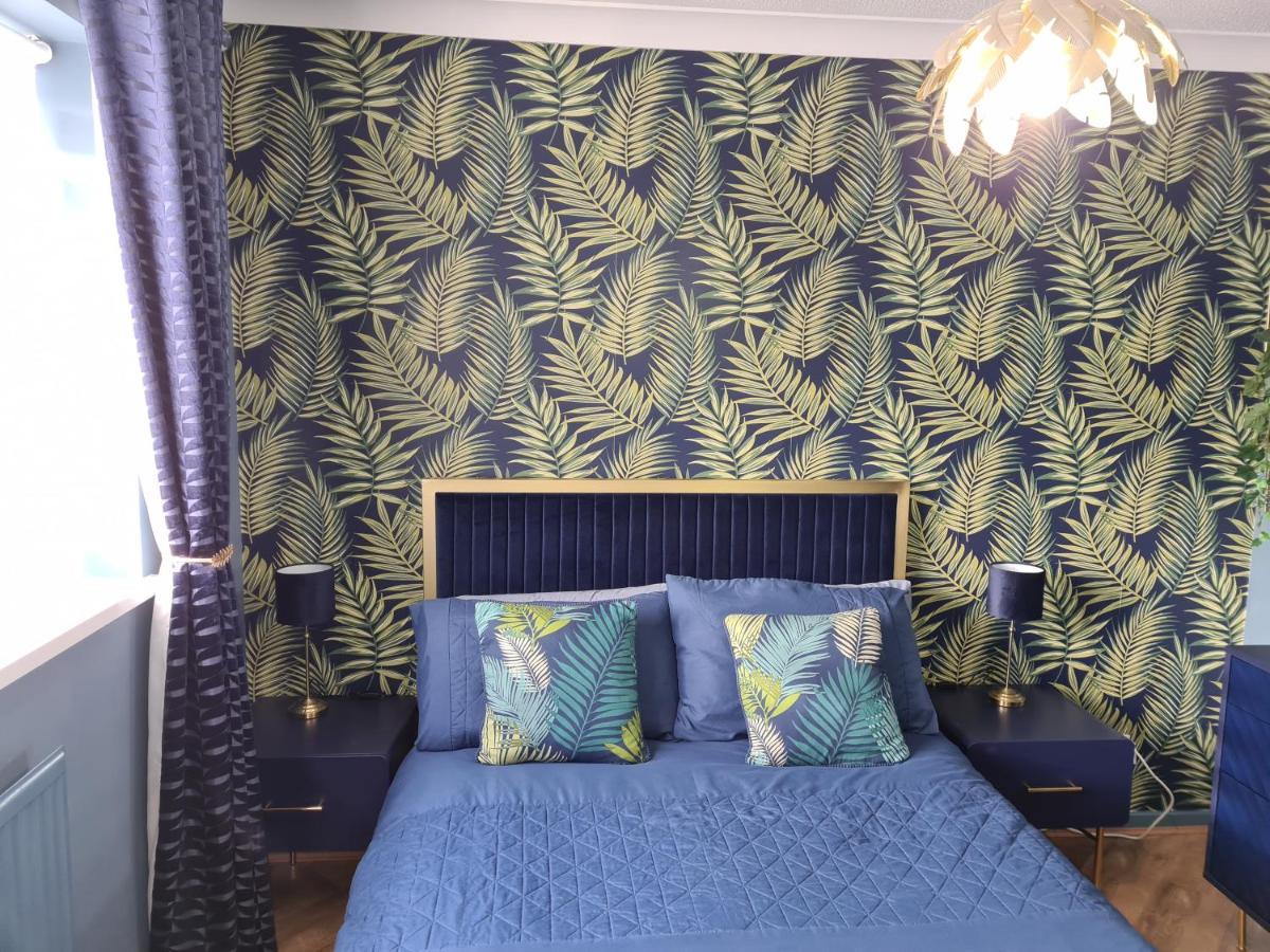 Stunning 2 Bed House Near Coastal Path/Lake/Beach Llanelli Exterior foto